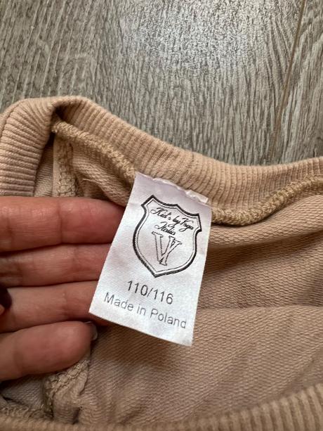 Bezova mikina voga, 116