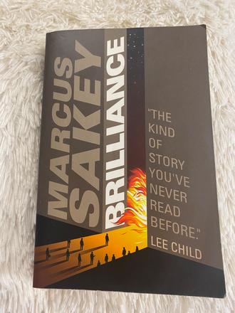 Marcus sakey brillance, 