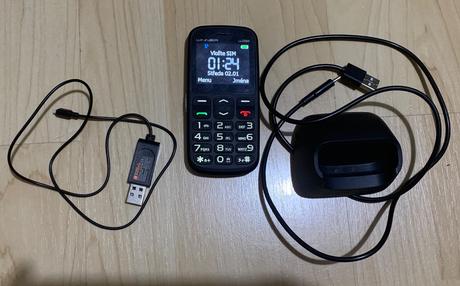 Winner wg8 tlačidlový telefón,