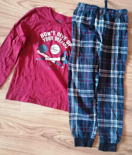 Pyžamko, lupilu,110 / 116