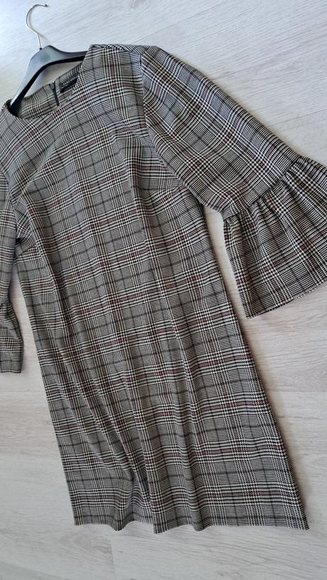 Rovne saty s riasenymi rukavmi, zara,s