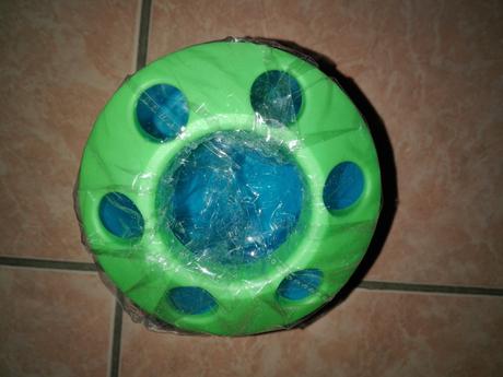 Poharik na pastu a zubne kefky, 