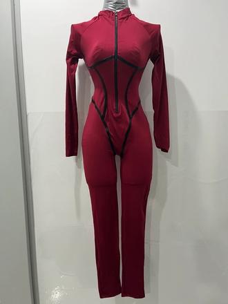 Tvarujuci zostihlujuci overal, m