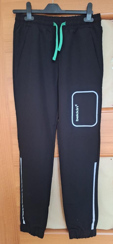 Športové ľahké nohavice, 164