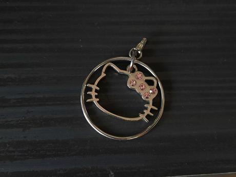 Prívesky na retiazku,