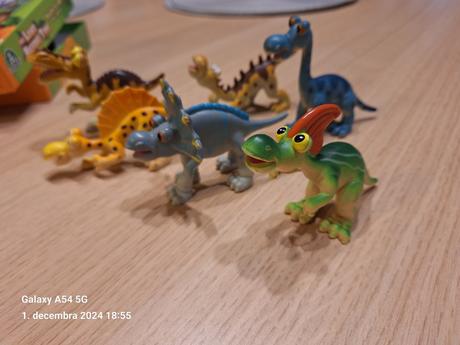 Puzzle s dinosaurami, 