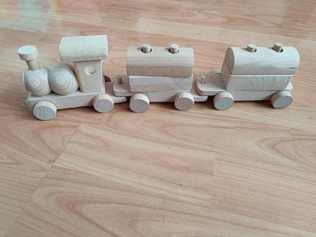 Drevený vláčik, 