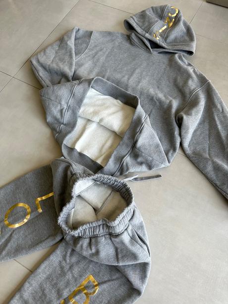 Tepláková súprava zateplená, m