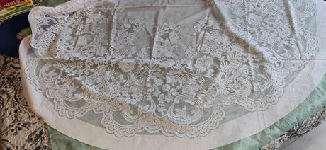 Krásny retro obrus krajkovaný, 