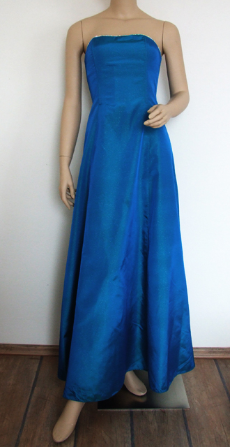 Spoločenské šaty, 34