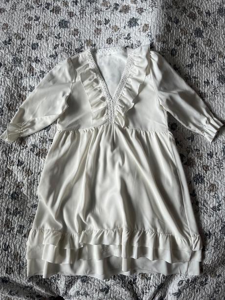 Romantické ľahké šaty, s