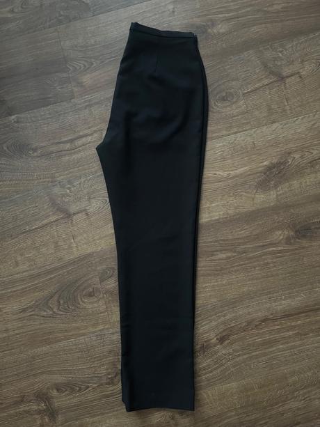 Elastické čierne nohavice, l