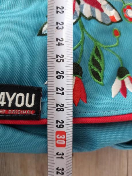 Belasá taška cez rameno, 