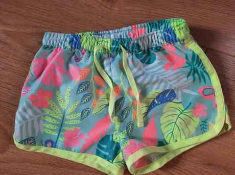 Letné farebné kraťasy, 110