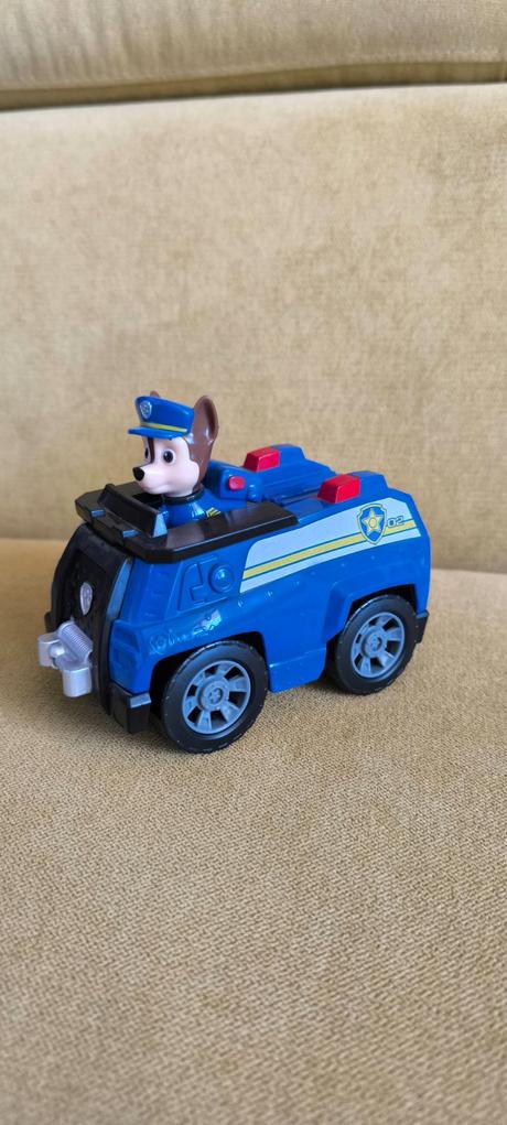 Labková patrola autá, 