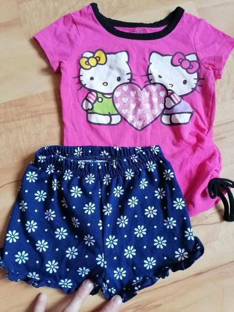 2x kraťasky - 86, tričko grátis, 86