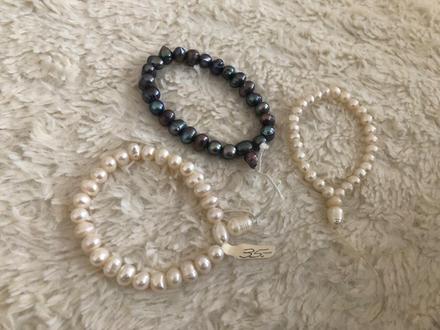 Náramok perlový,