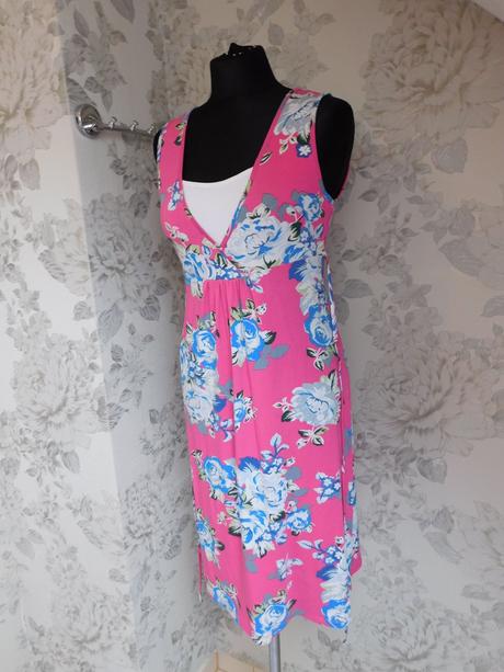 Pekne letne šaty, 38