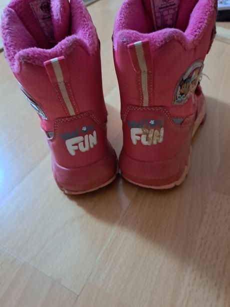 Snehule, deichmann,29