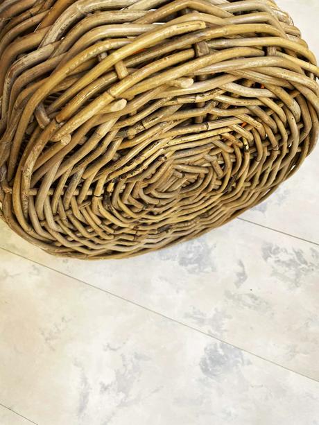 Kvalitný veľký prútený kôš, 