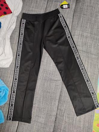 Nove nenosene original zumba nohavice, m