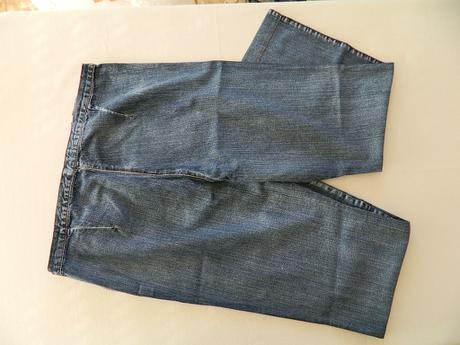 Tehotenská modrá súprava, 38