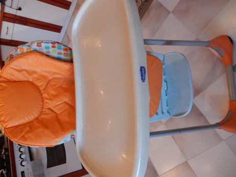 Detský stol na krmenie, 