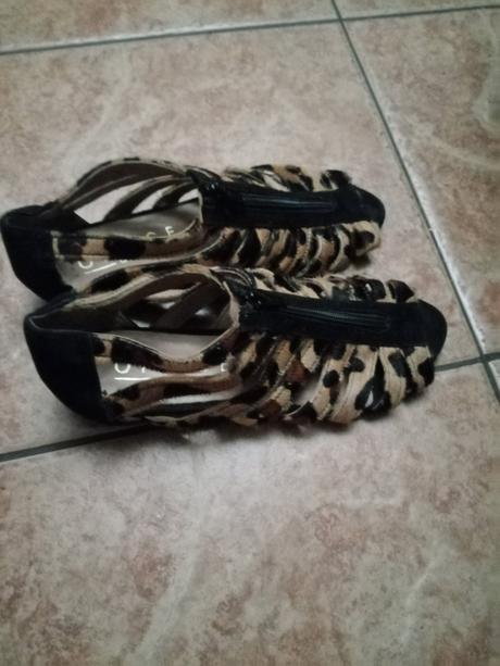 Dámske sandálky, 37