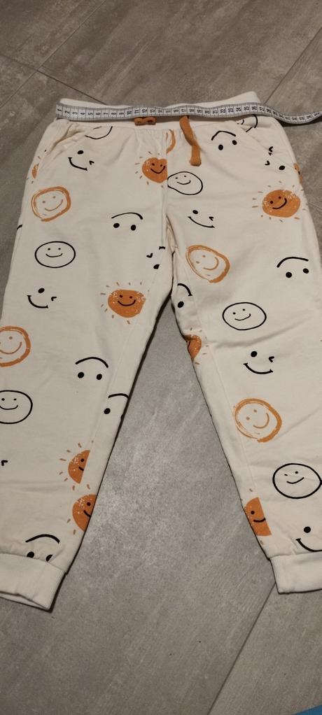 Veľmi teplucke tepláky, 110