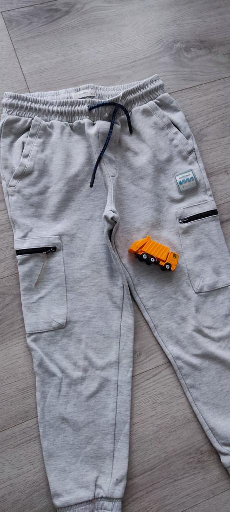 Sivé chlapčenské tepláky reserved, reserved,152