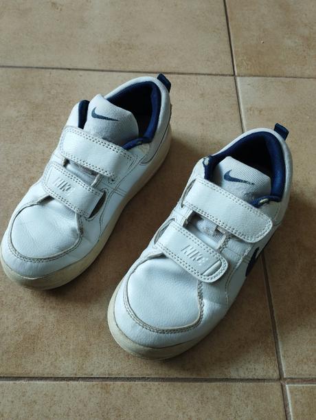 Tenisky na telesnú výchovu, nike,30