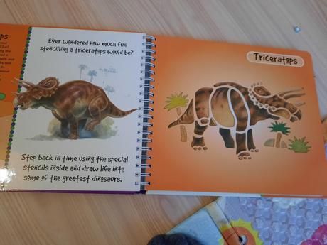 Veľká encyklopedia o dinosauroch, kreslenie, 