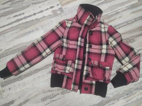 Kabát so zipsom, 146