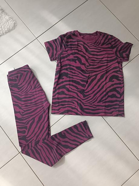 4f športová súprava, 146