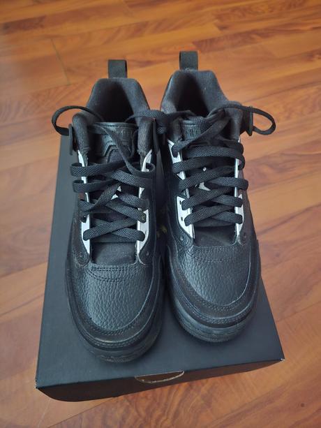 Tenisky jordan, air jordan,38