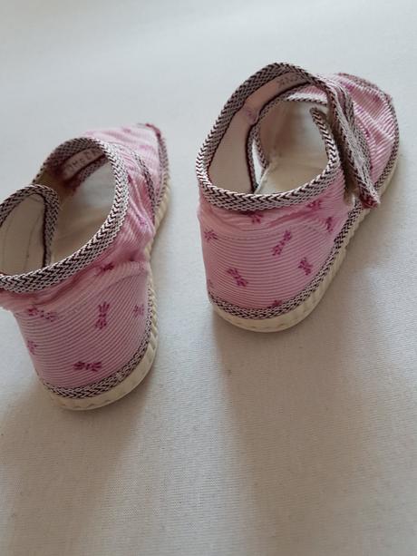 Predám detské papučky zn. mld, mld,25