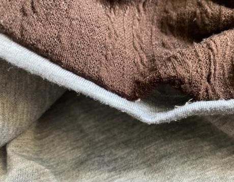 Dvojvrstvová čiapka, 98