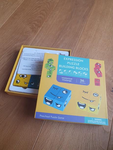 Puzzle building blocks, 