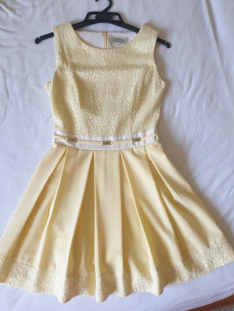 Dámske spoločenské šaty, 36