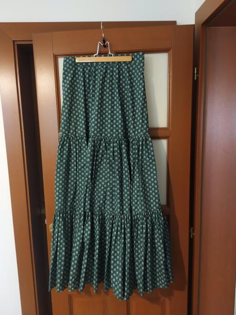 Ivy & oak krásna bohatá sukňa, m