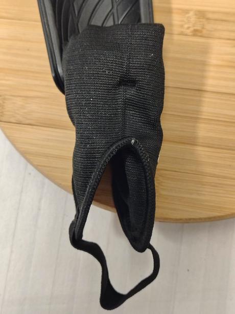 Nové detské futbalové chrániče holení adidas, v. s,