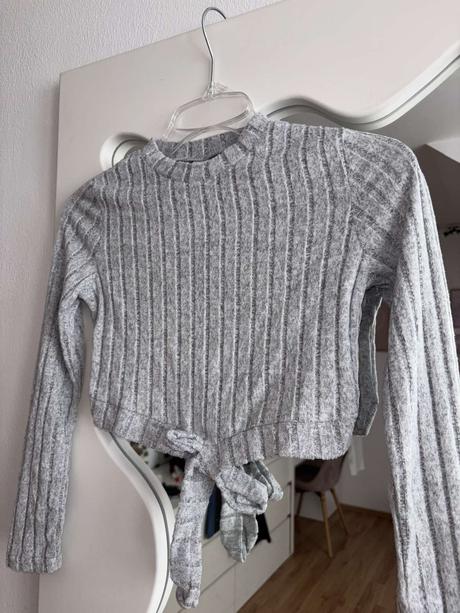 Top shein, 146 / 152