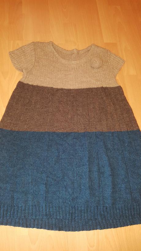 Tehotenský sveter, 42