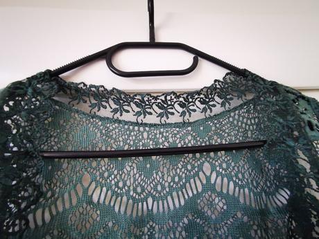 Čipkovaná vesta, s