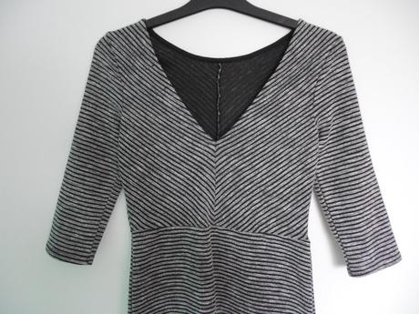 Sivočierne pruhované šaty, reserved,s