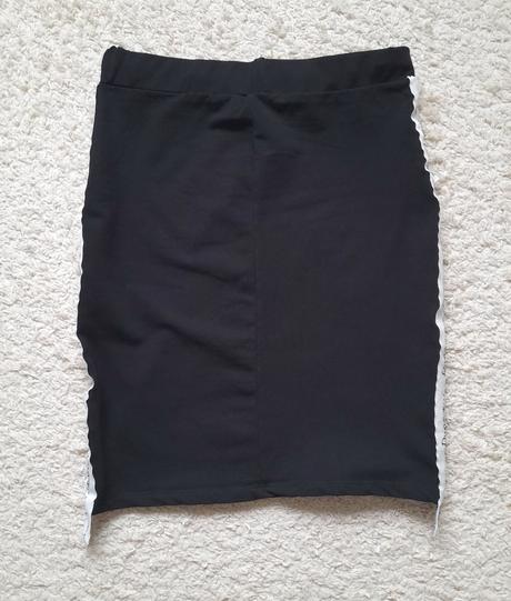 Úpletová sukňa, m