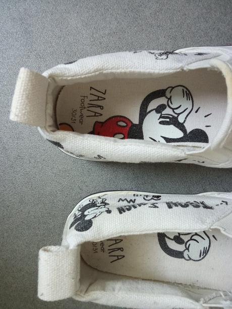 Papucky mickey mouse, zara,30