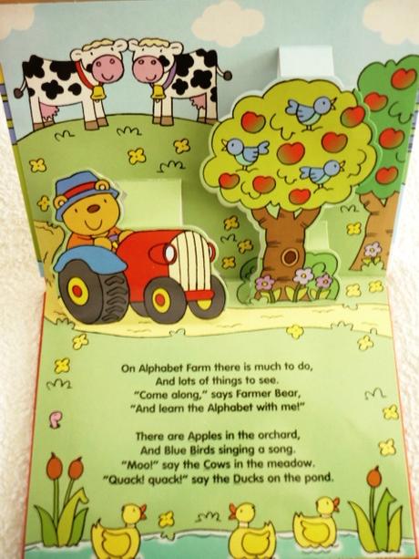 Anglická kniha alphabet farm,