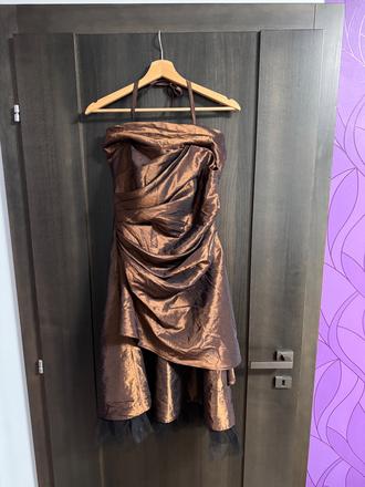 Spoločenské šaty, l