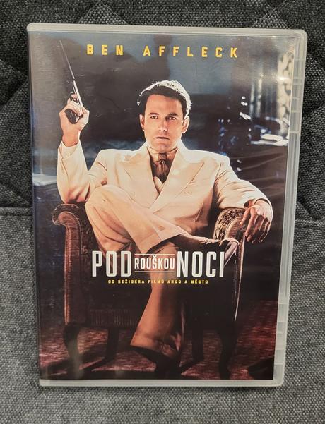 Pod rouškou noci - dvd film,